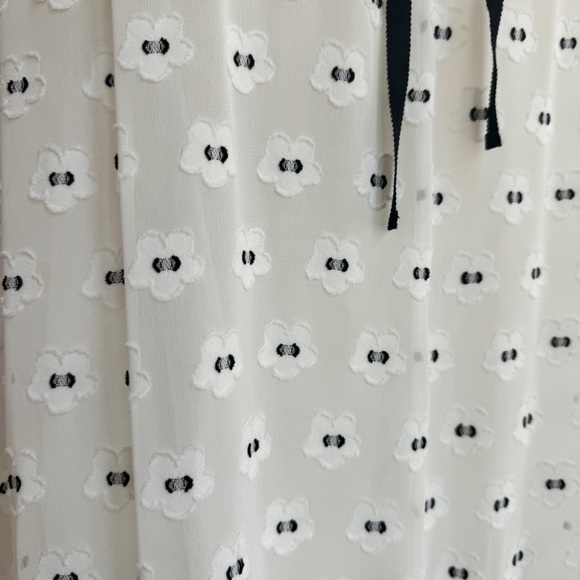 Current Air White Floral Tie Neck Ruffle A Line Swing Womens Size M Knee Length - Picture 6 of 15